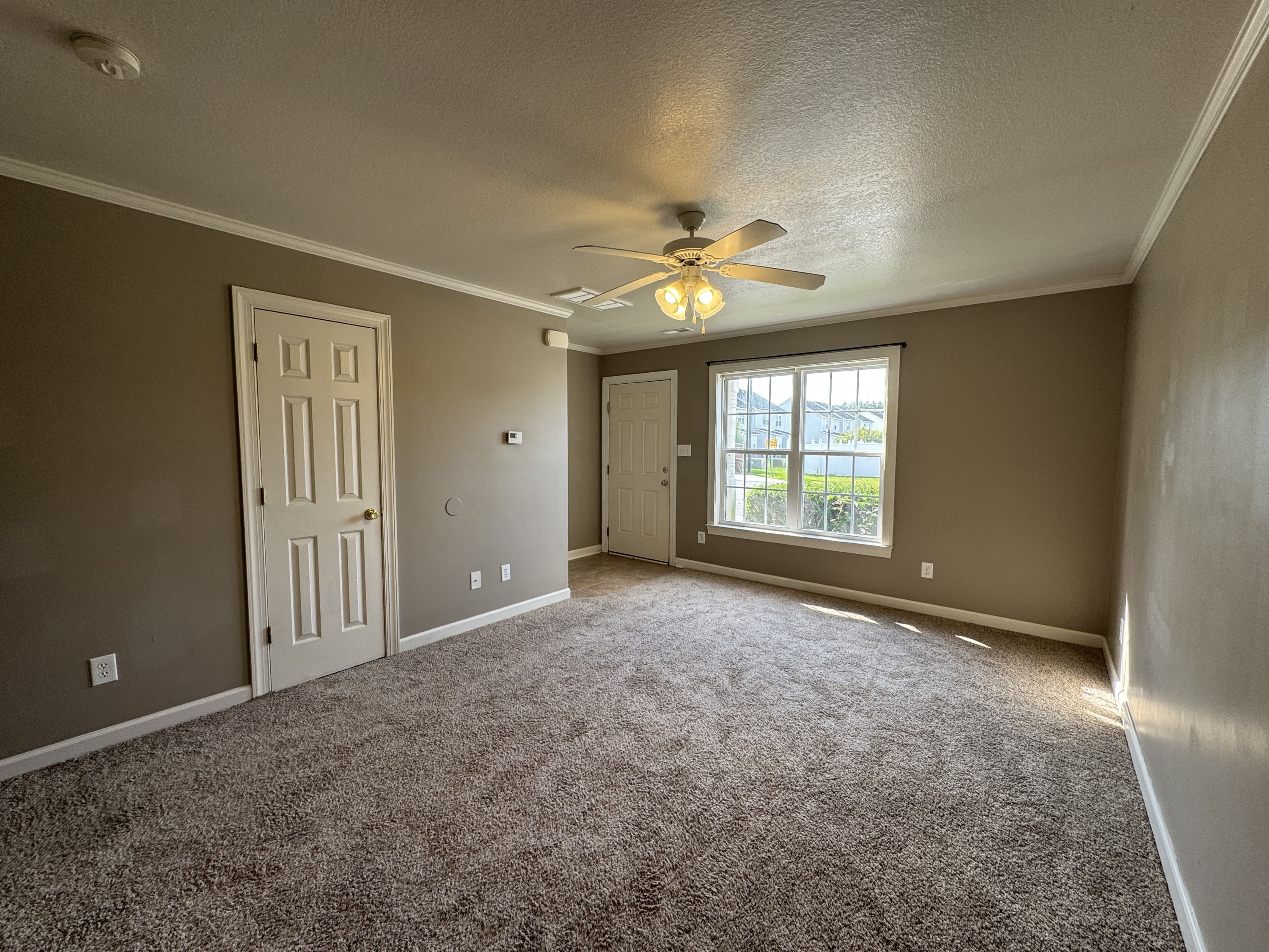 302 Streamwood Drive – photo 4