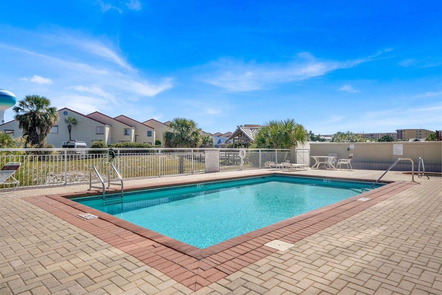 321 Bream Avenue – photo 4