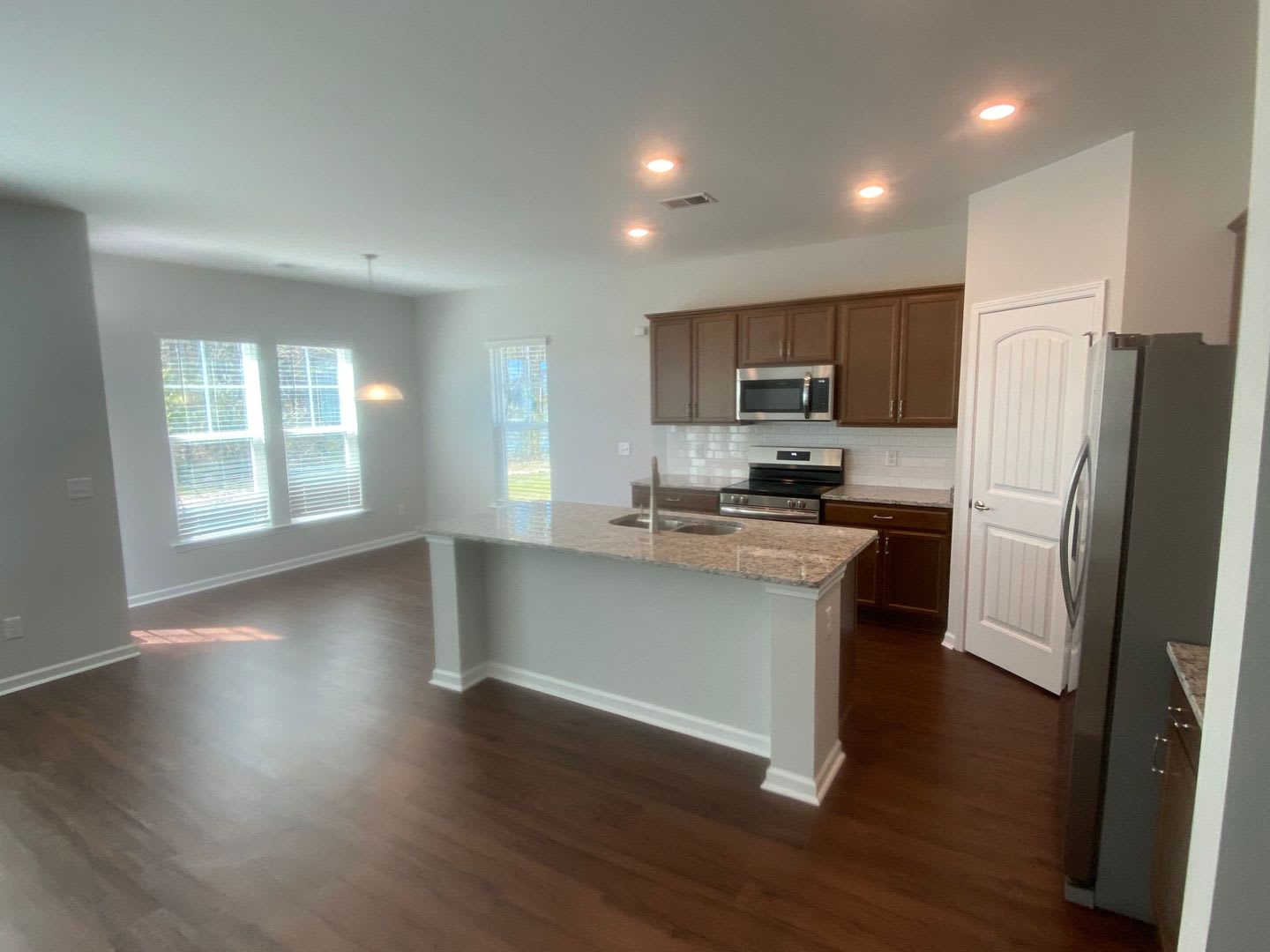 Spacious 4 Bedroom – photo 3