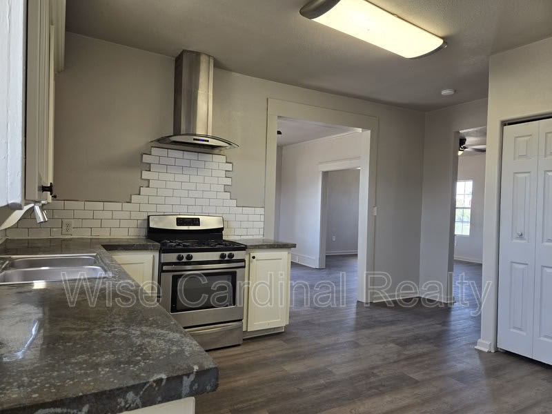 7328 26Th Street – photo 3