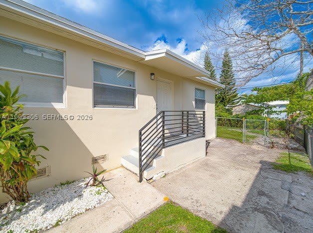 1887 NW 48th St – photo 2