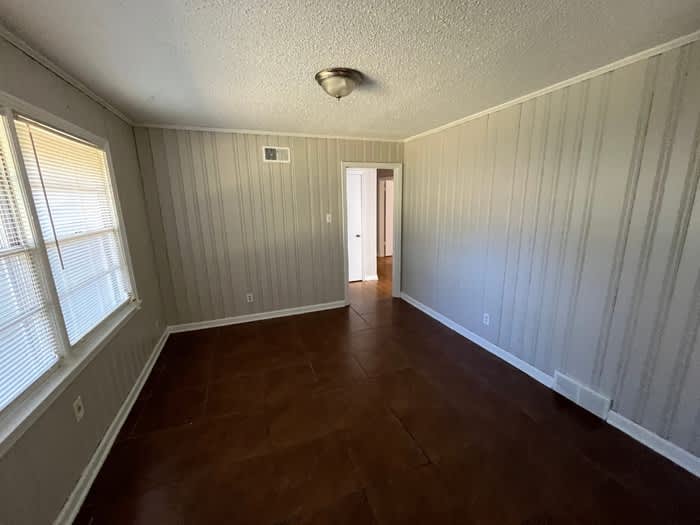 1508 East Raines Road – photo 5