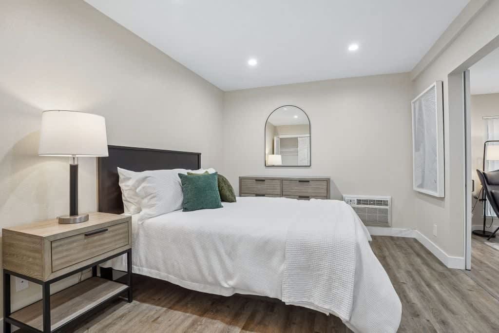 Woodland Trio Apartments – photo 5