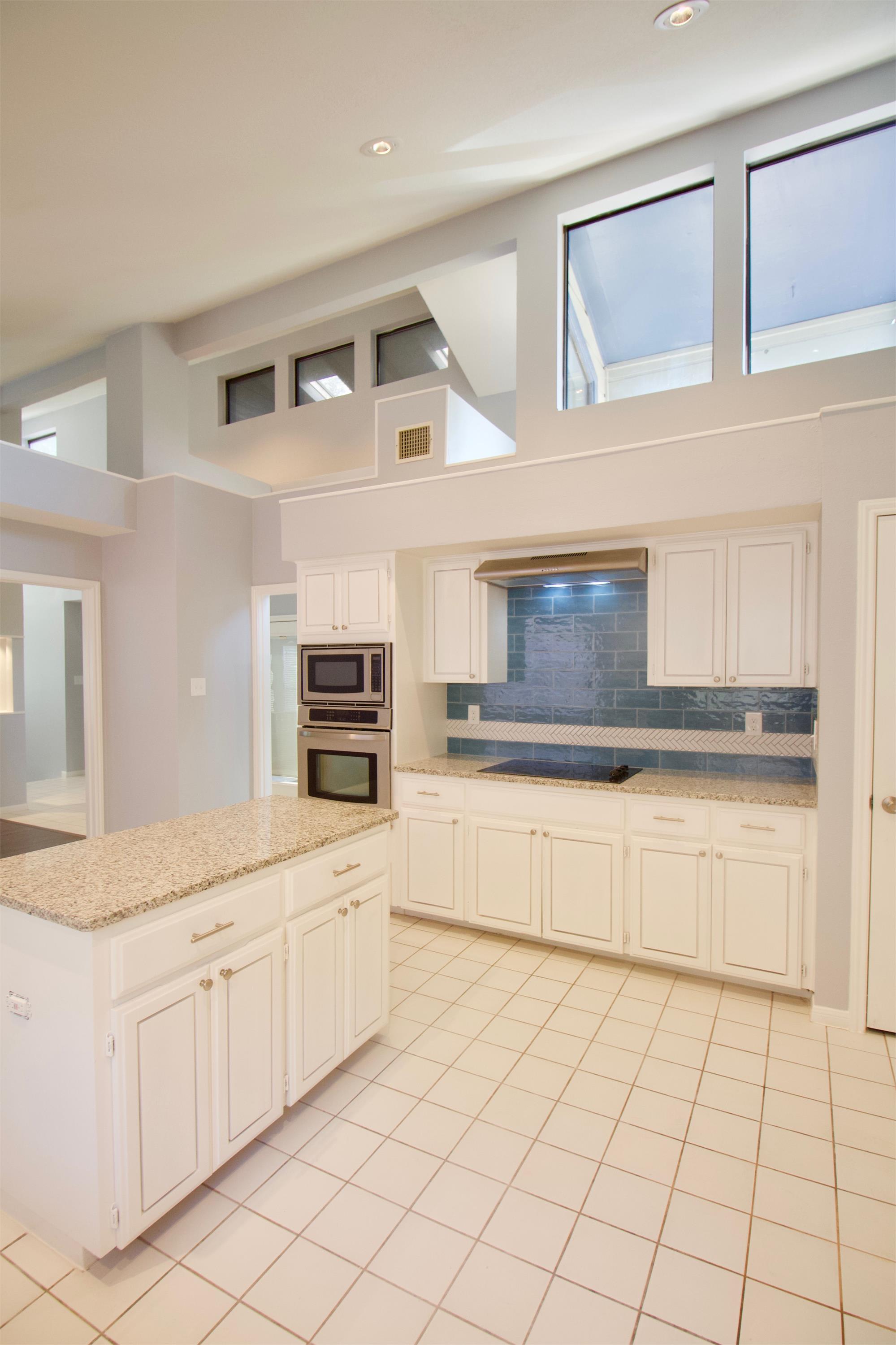 1806 Encino Bend – photo 4