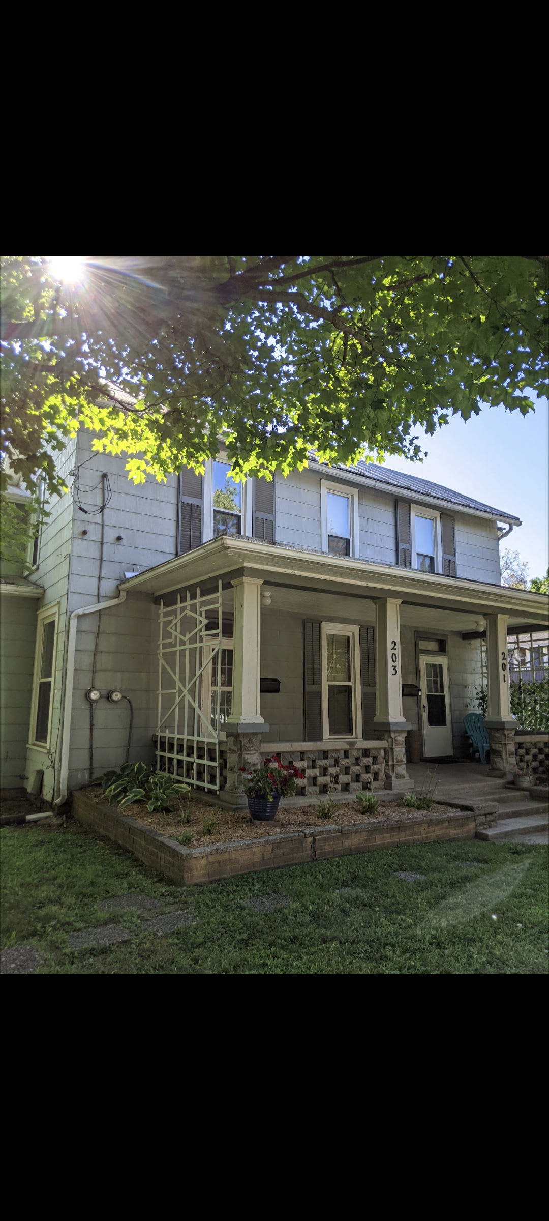 203 N Walnut St – photo 1
