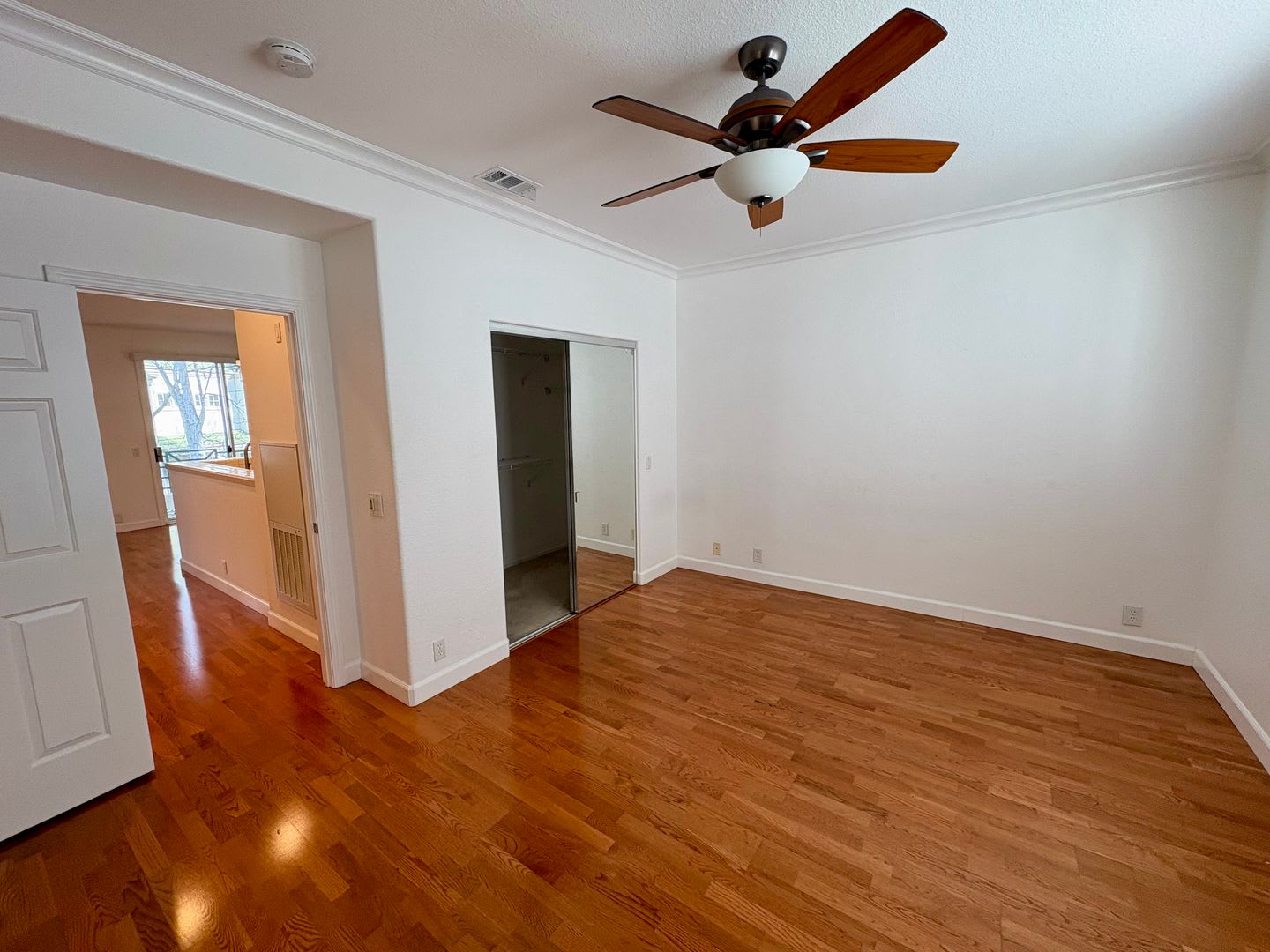 Convenient And Private Silicon Valley Townhouse – photo 5