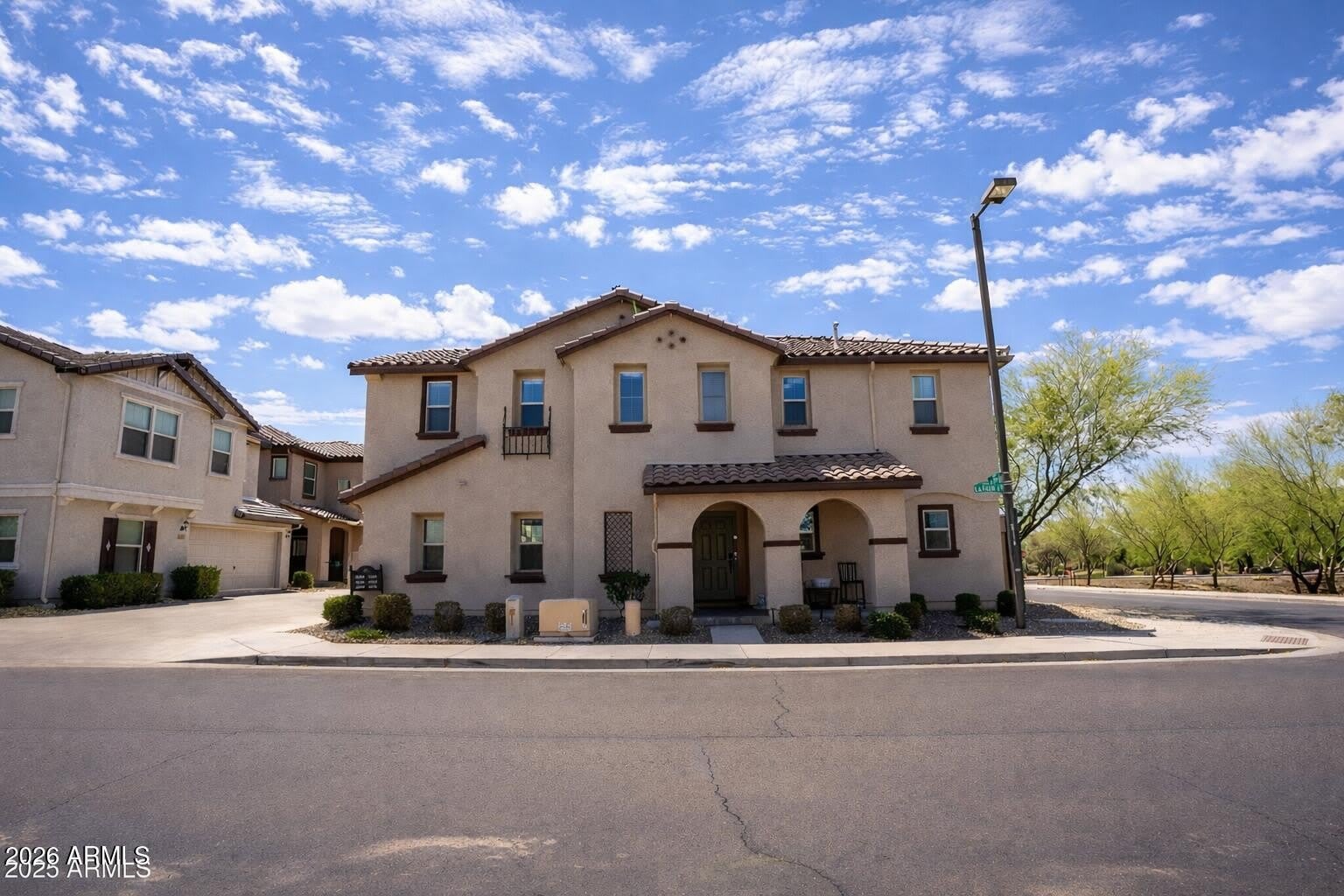 16425 W LATHAM Street – photo 1