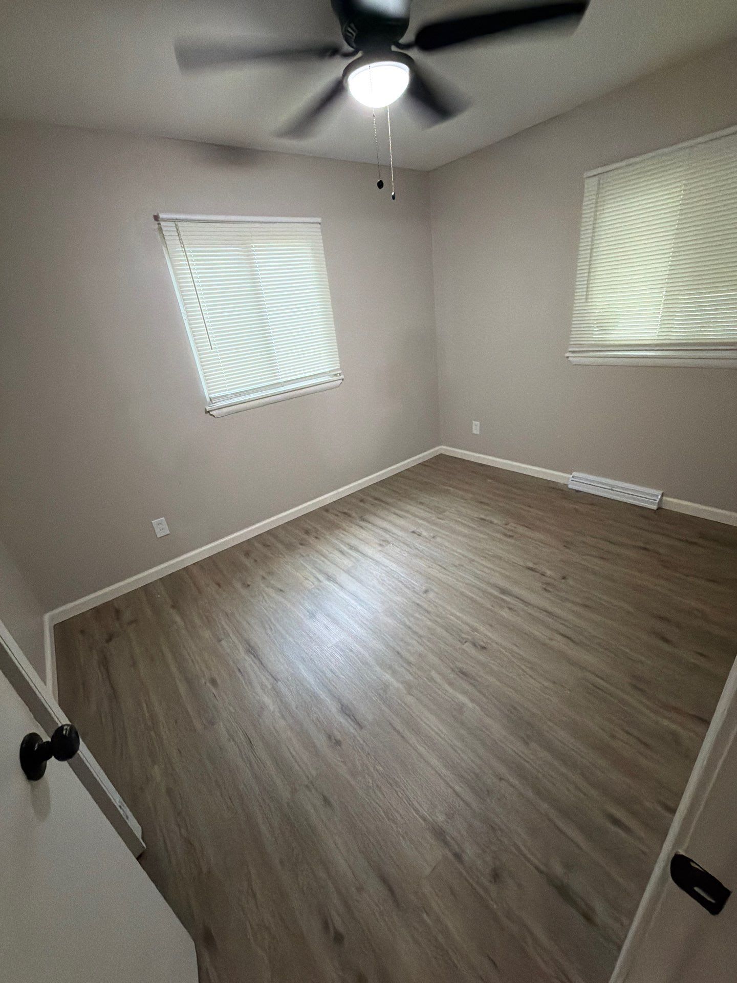 1239 Congress Ave – photo 2