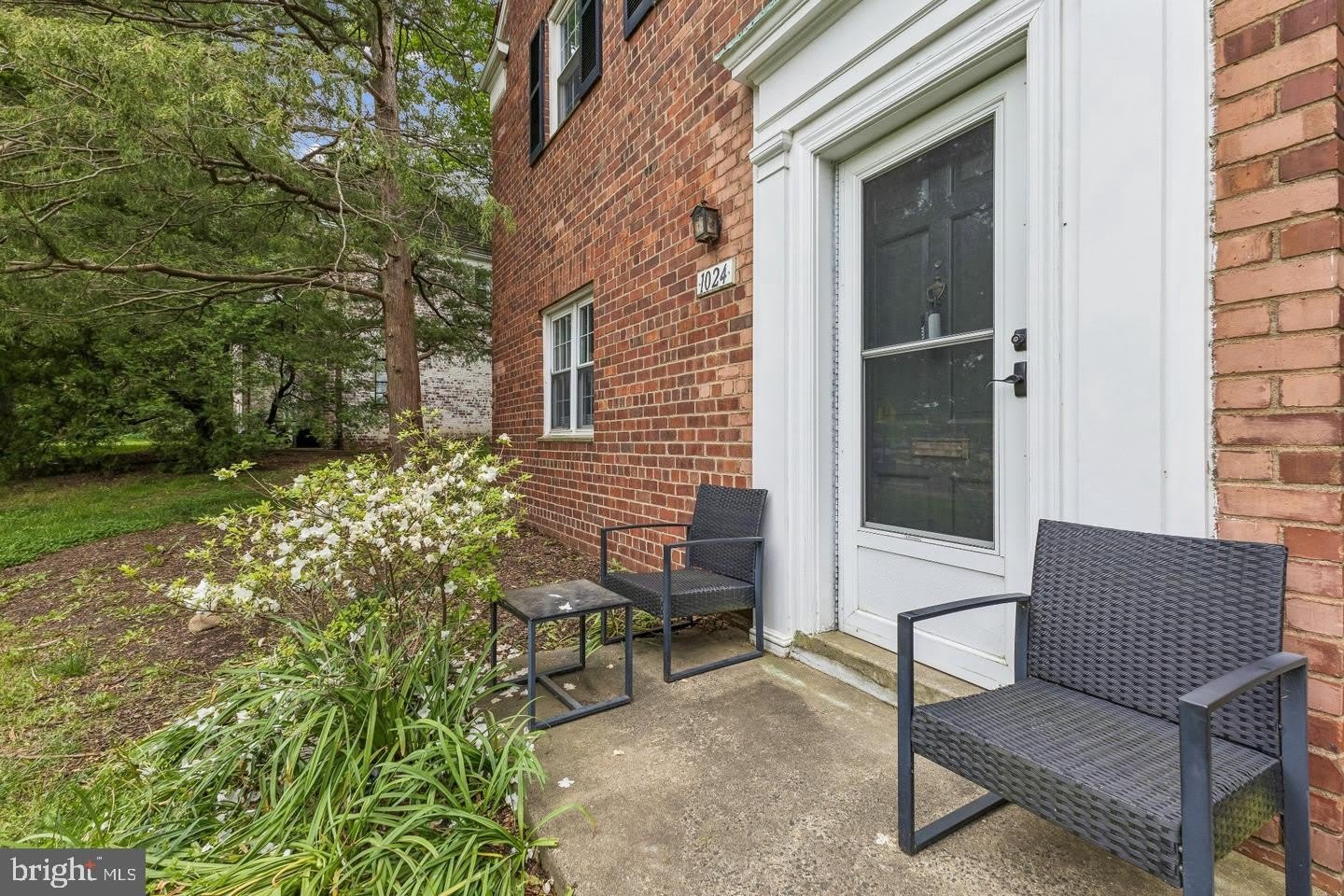 1024 VALLEY Drive – photo 2