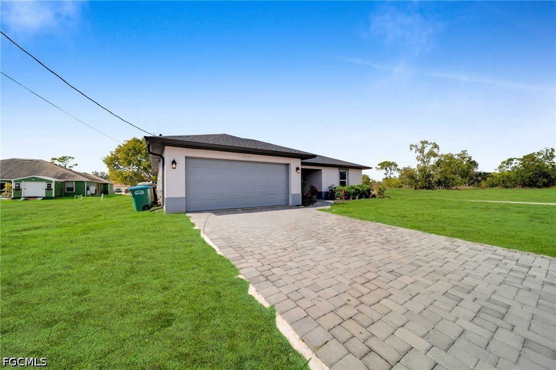 4326 NE 24th Place – photo 2