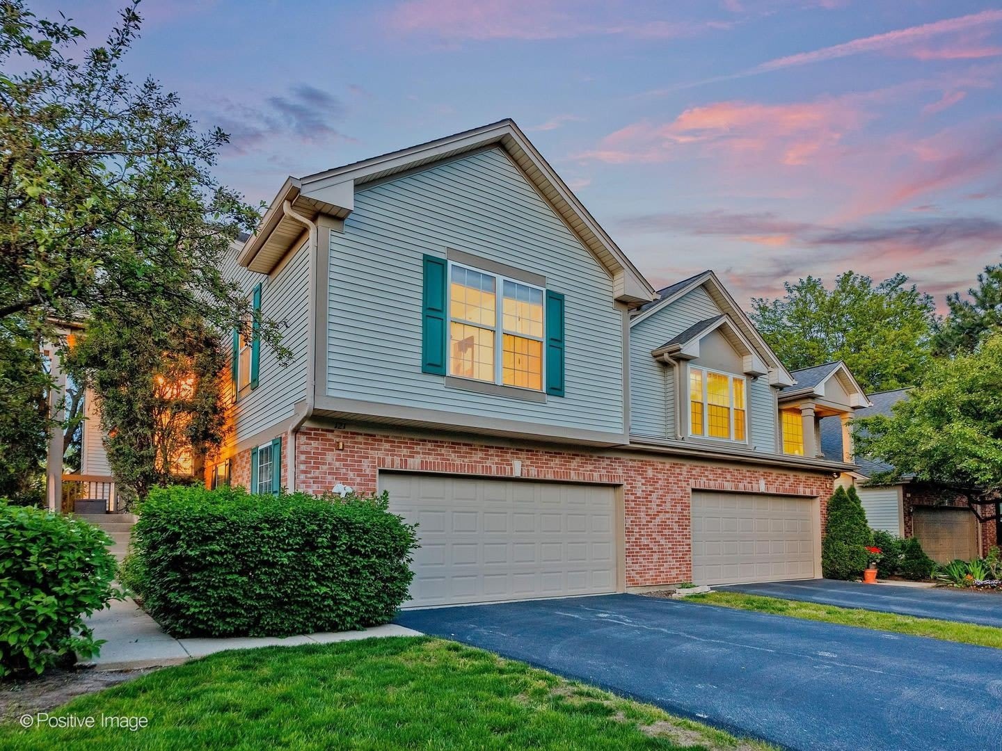 121 Commons Court – photo 2