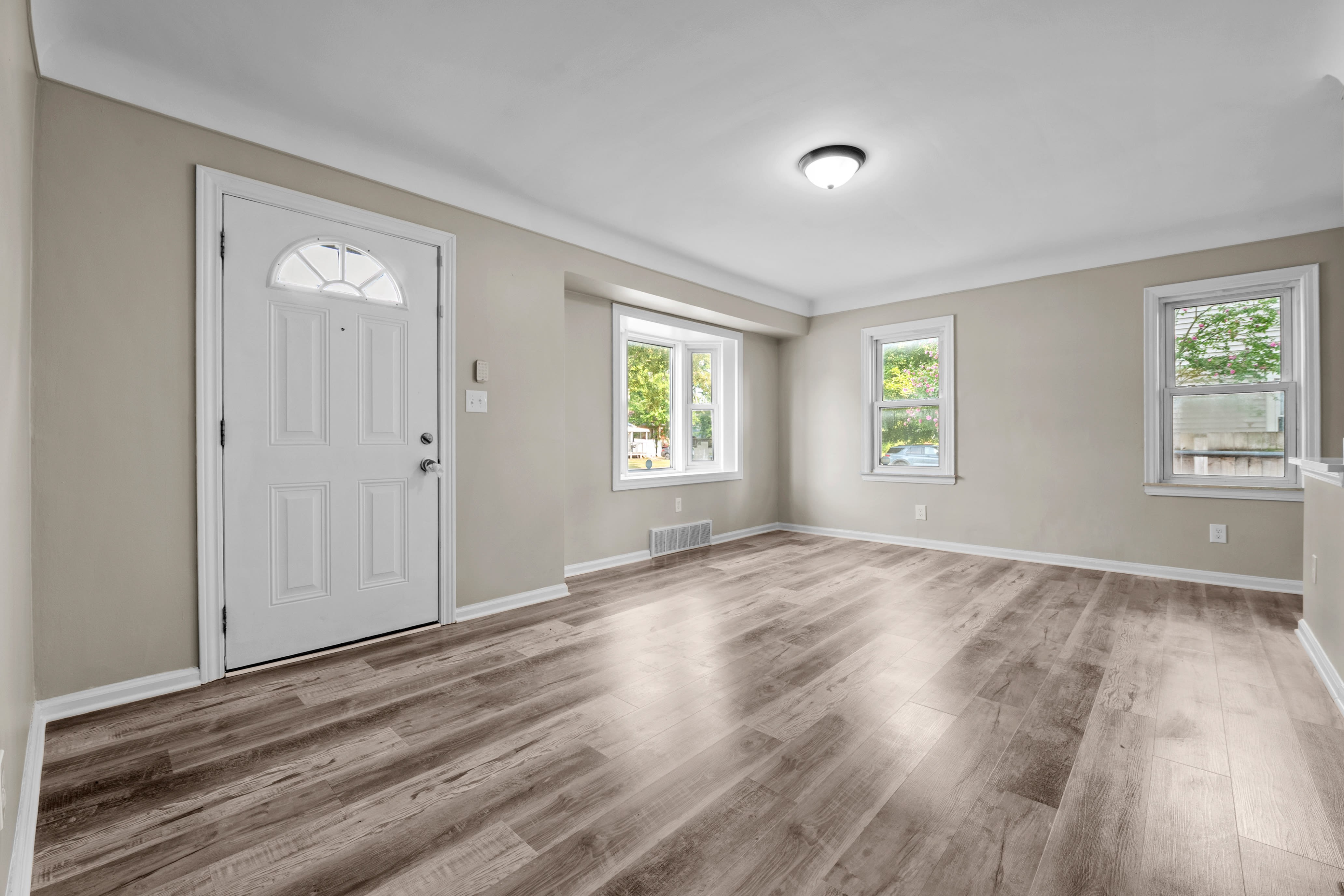 28526 Brentwood St – photo 4