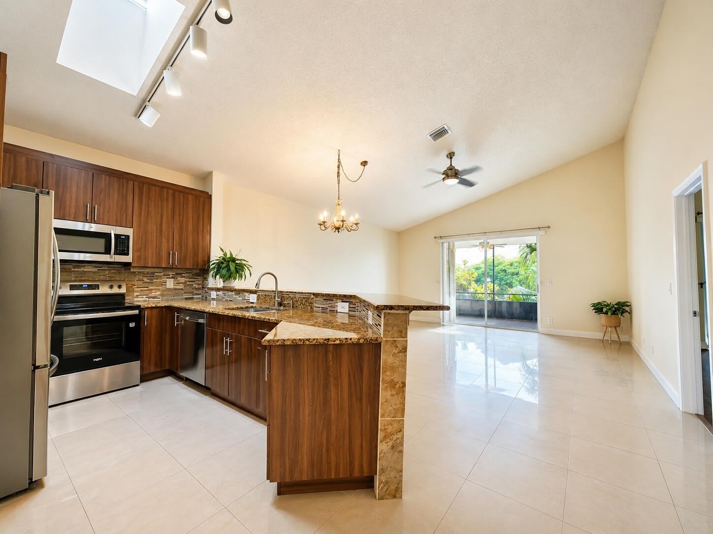 7705 FOREST GREEN Lane – photo 3
