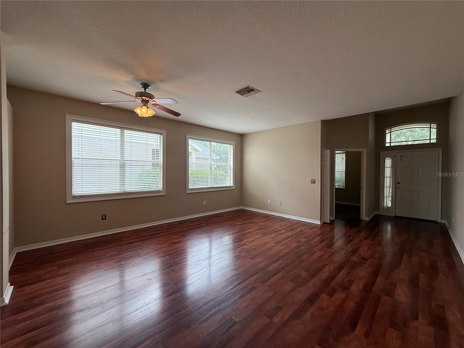 6520 Bridgecrest Drive – photo 5
