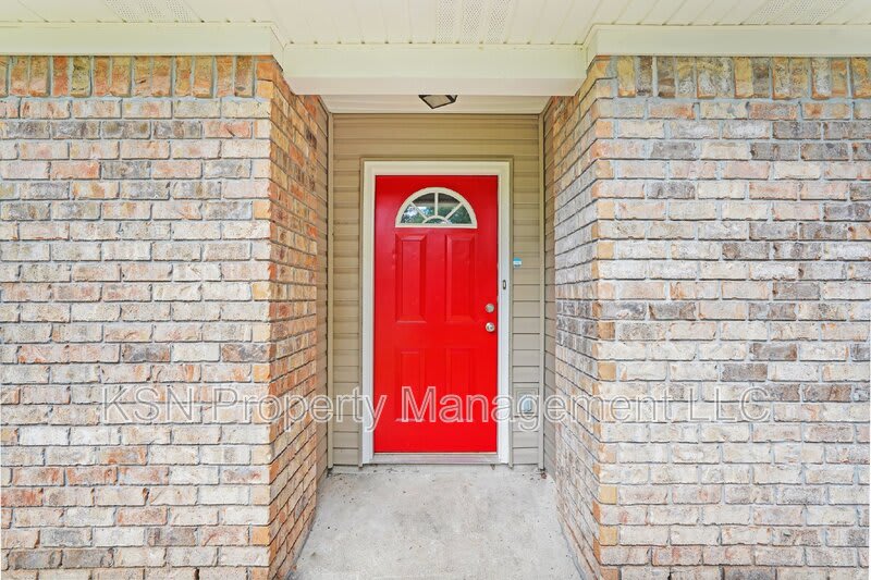7331 Leghorn Street – photo 3
