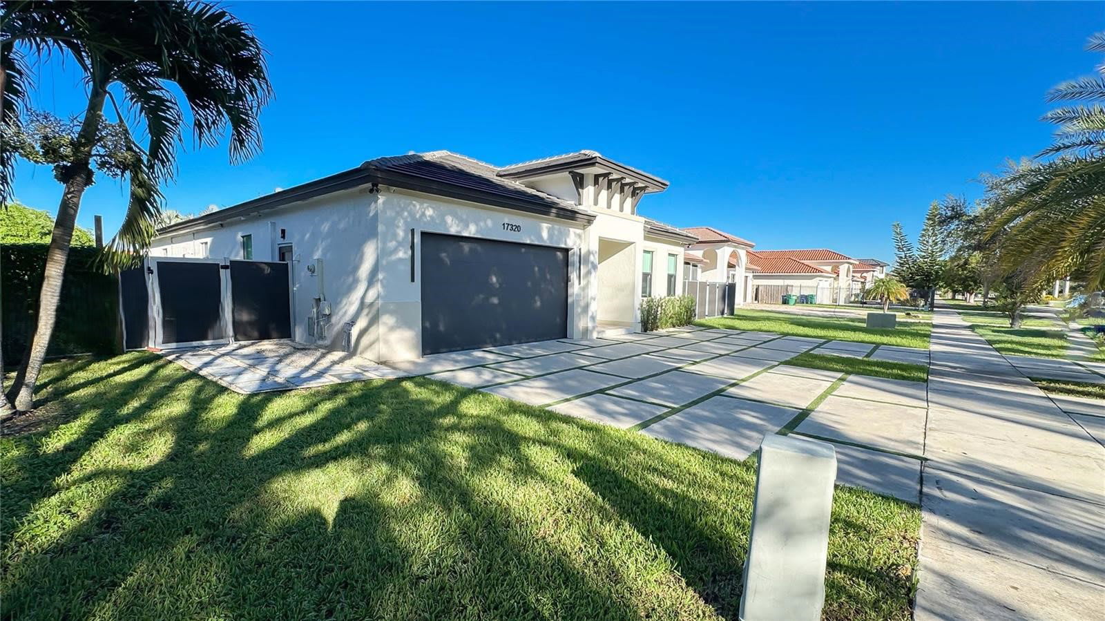 17320 Southwest 92nd Court – photo 4