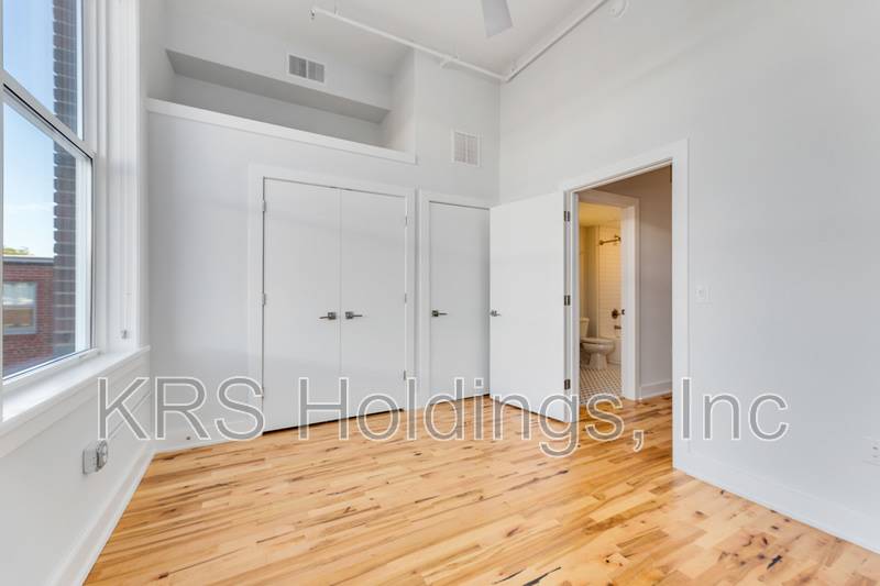 306 N Rd St – photo 4