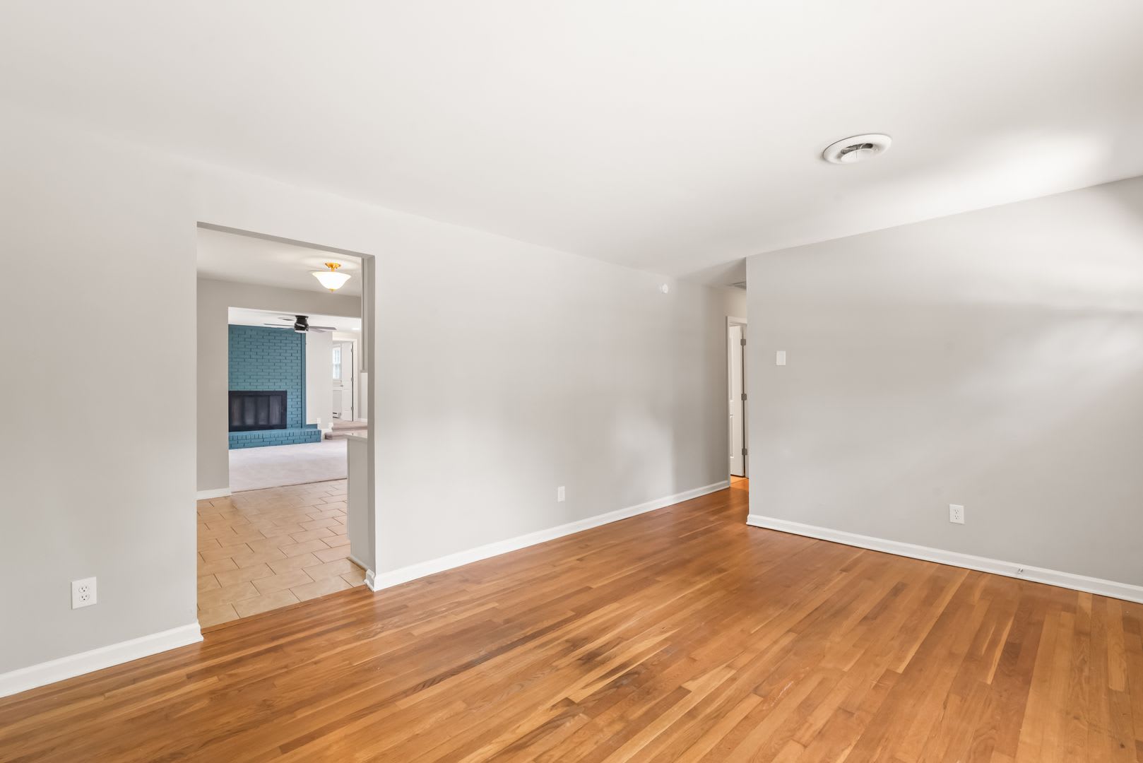 4 Bedroom Ranch w/ Fenced Yard – photo 5
