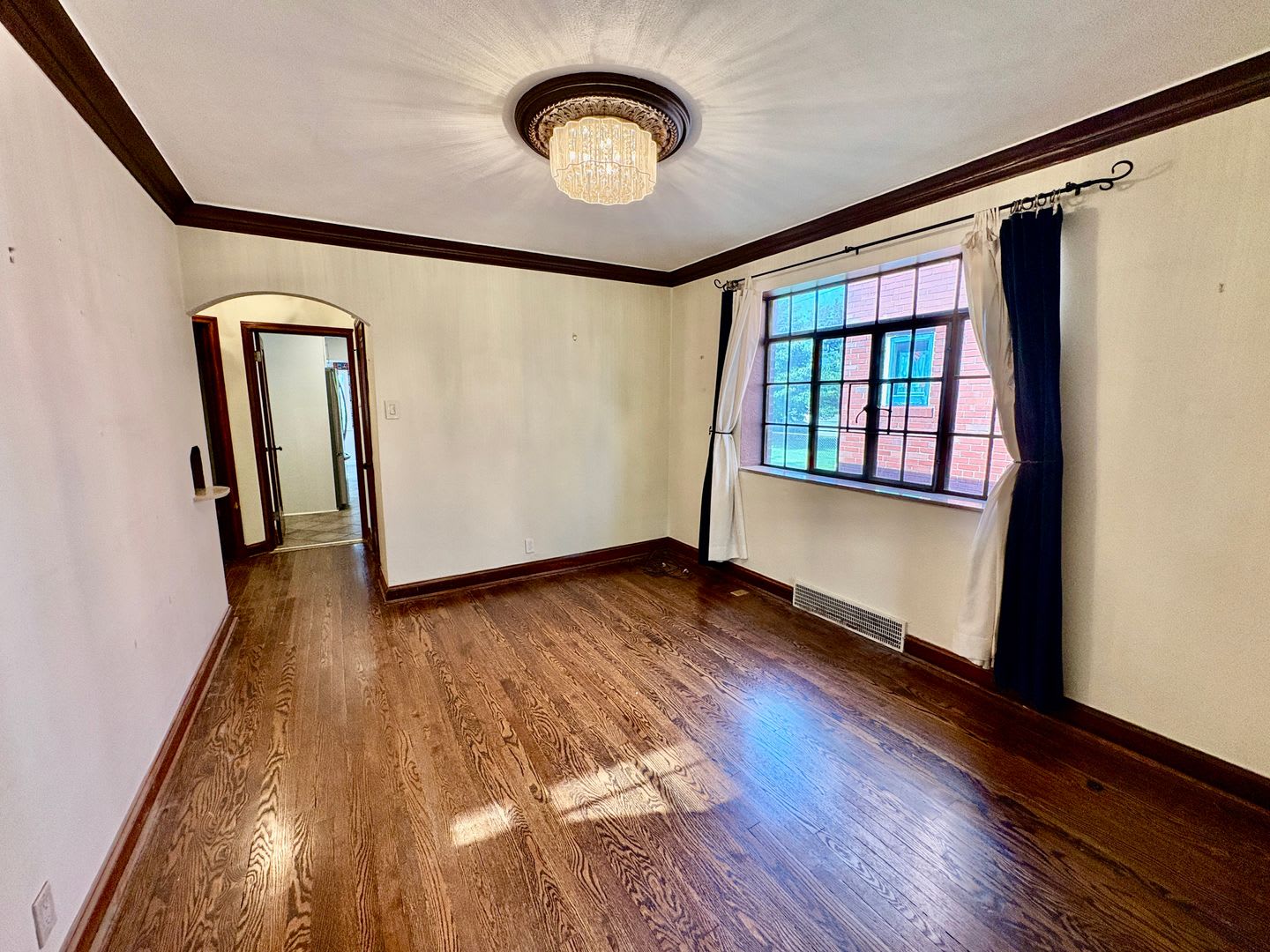 6040 MARQUETTE AVE – photo 3