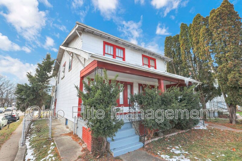 2709 Sullivant Ave – photo 4