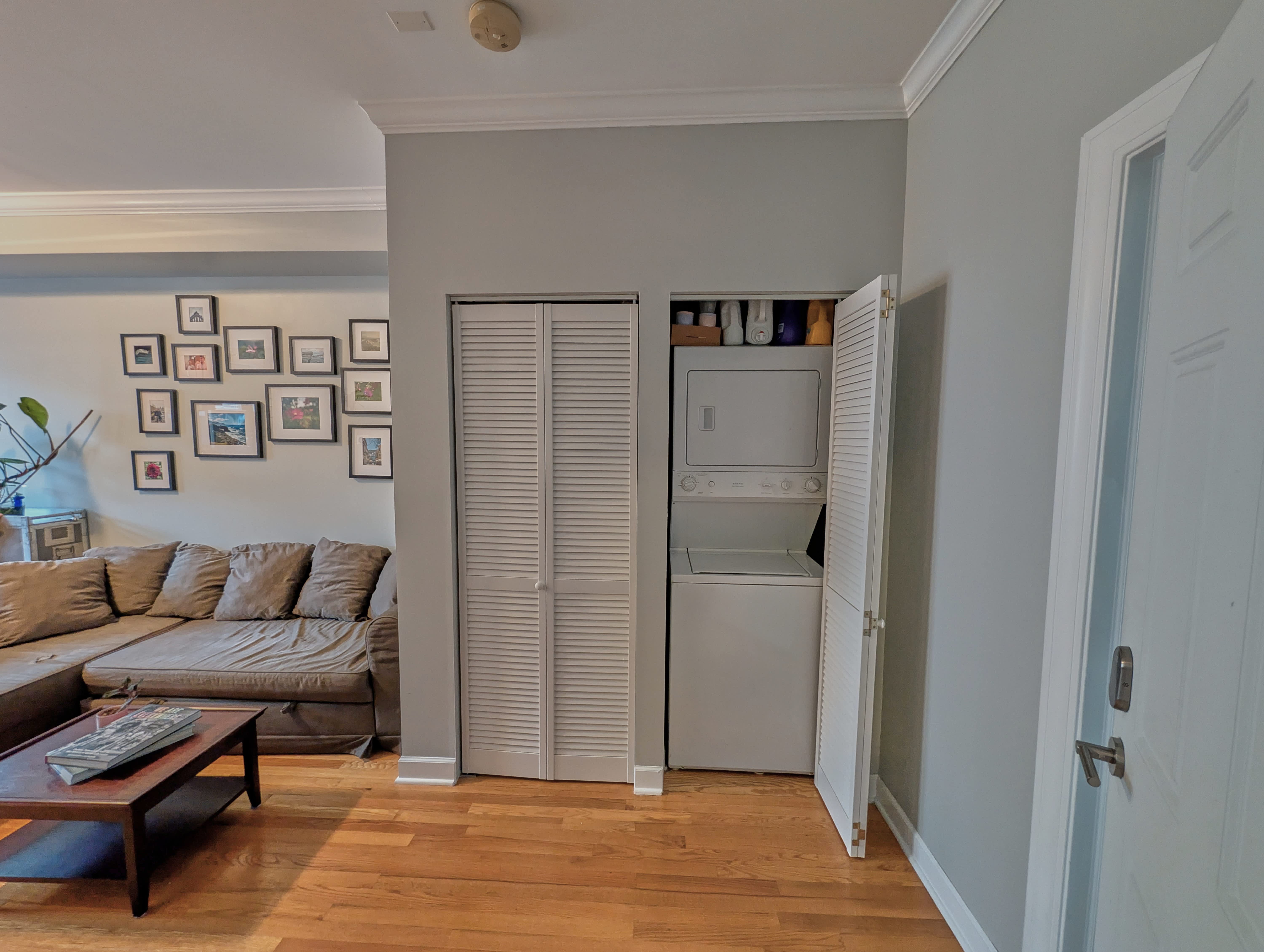 532 West Belmont Avenue – photo 3