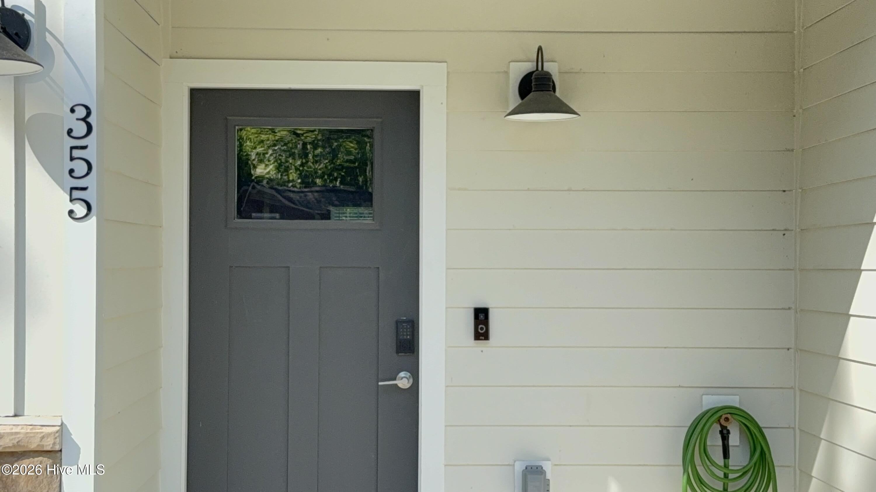 355 James Street – photo 4