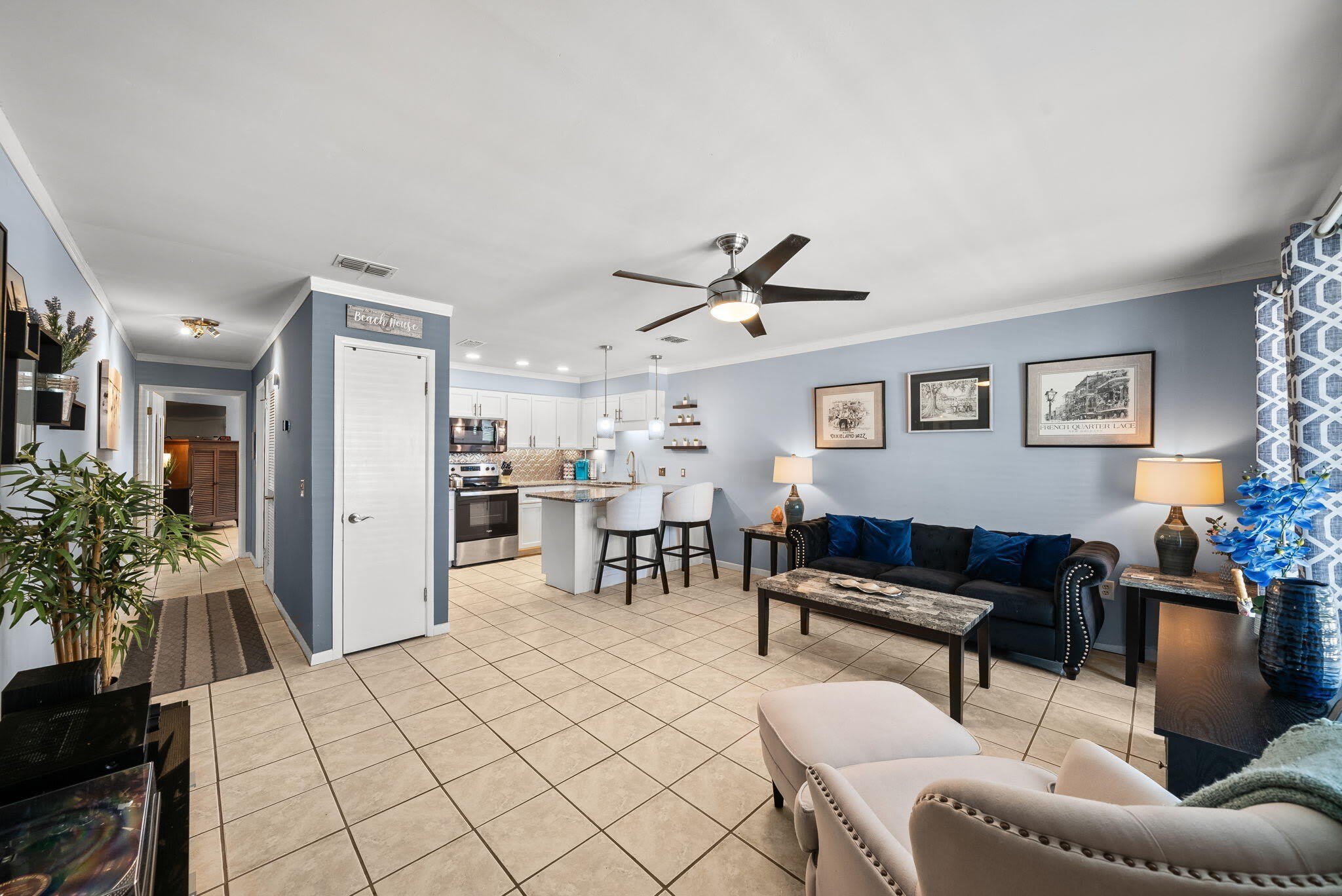 503 Granada Cird 503B Circle – photo 4