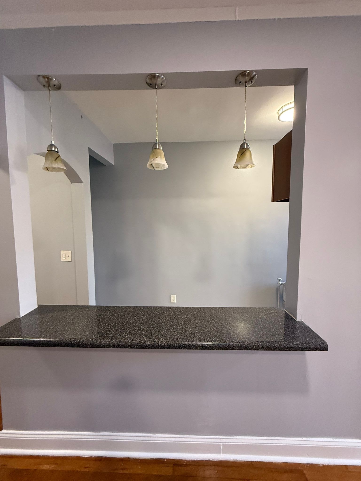 33 S Munn Ave – photo 4