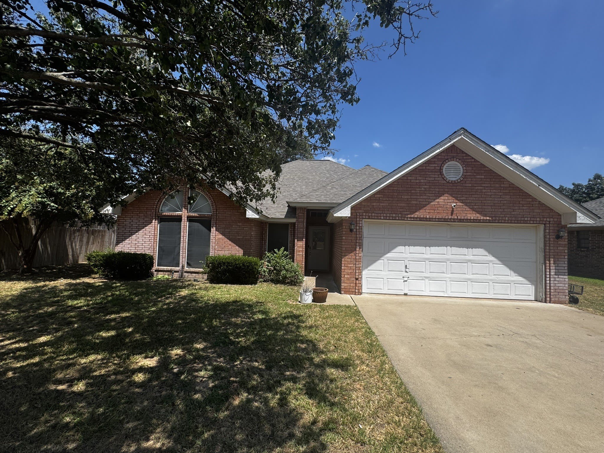 1449 Oakwood Drive – photo 2