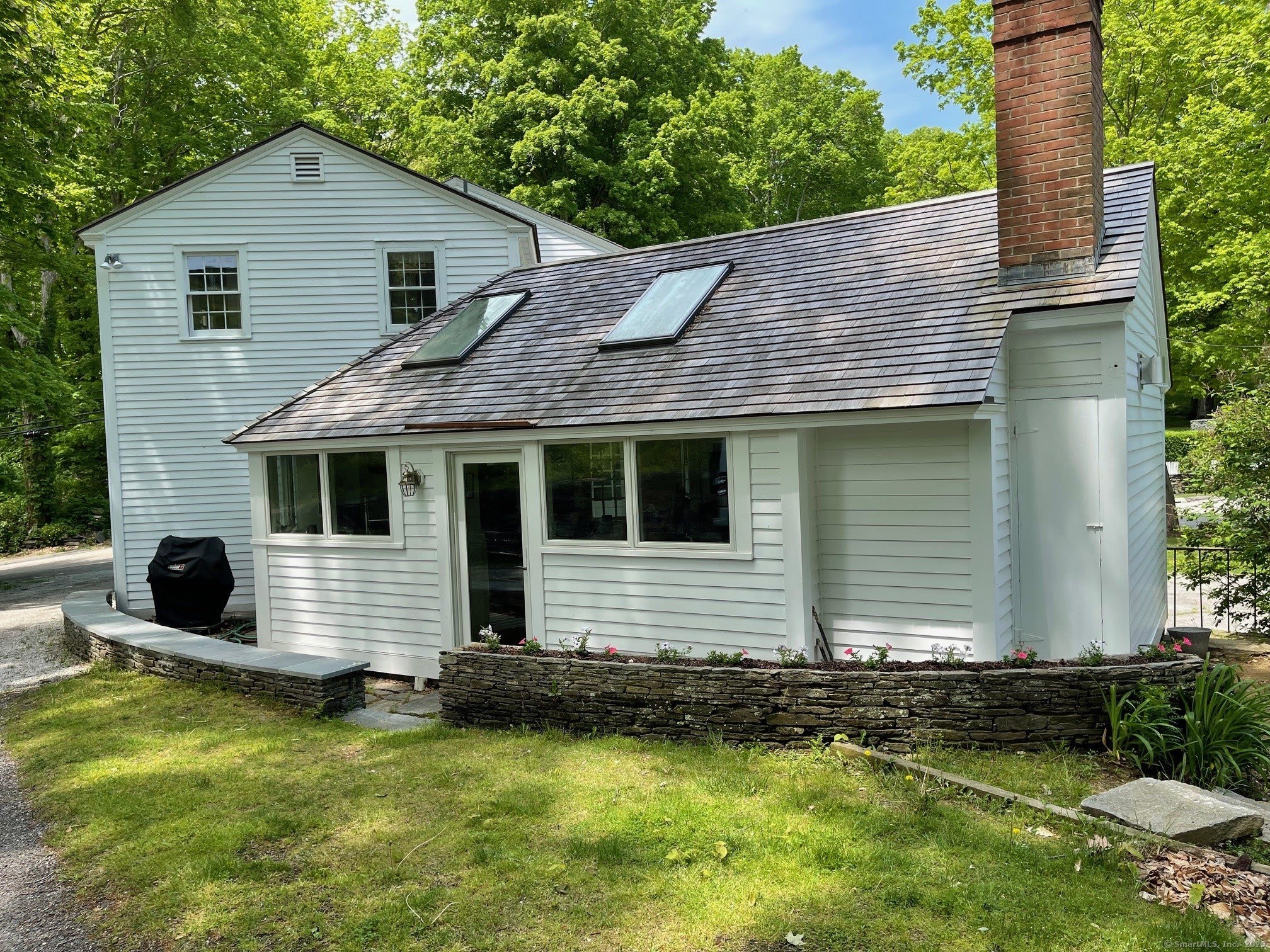150 Ferry Road – photo 2