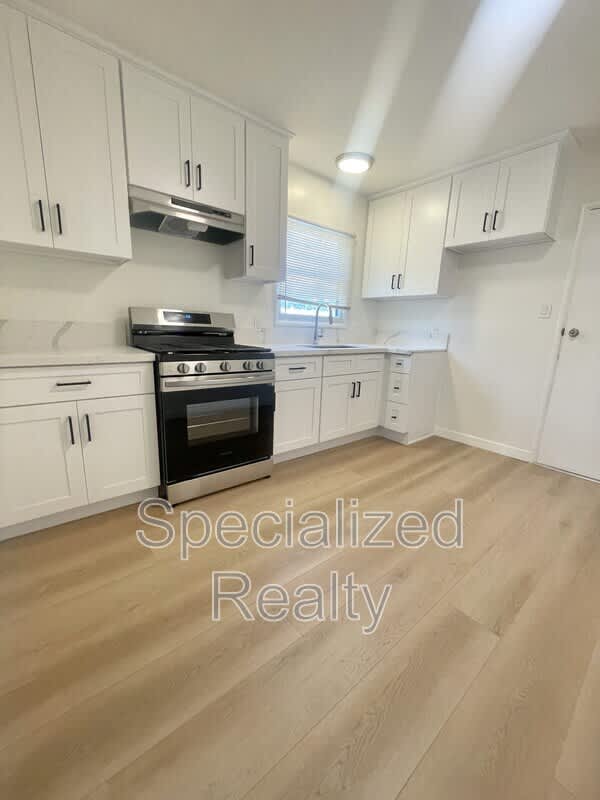 500 Hill Drive – photo 2