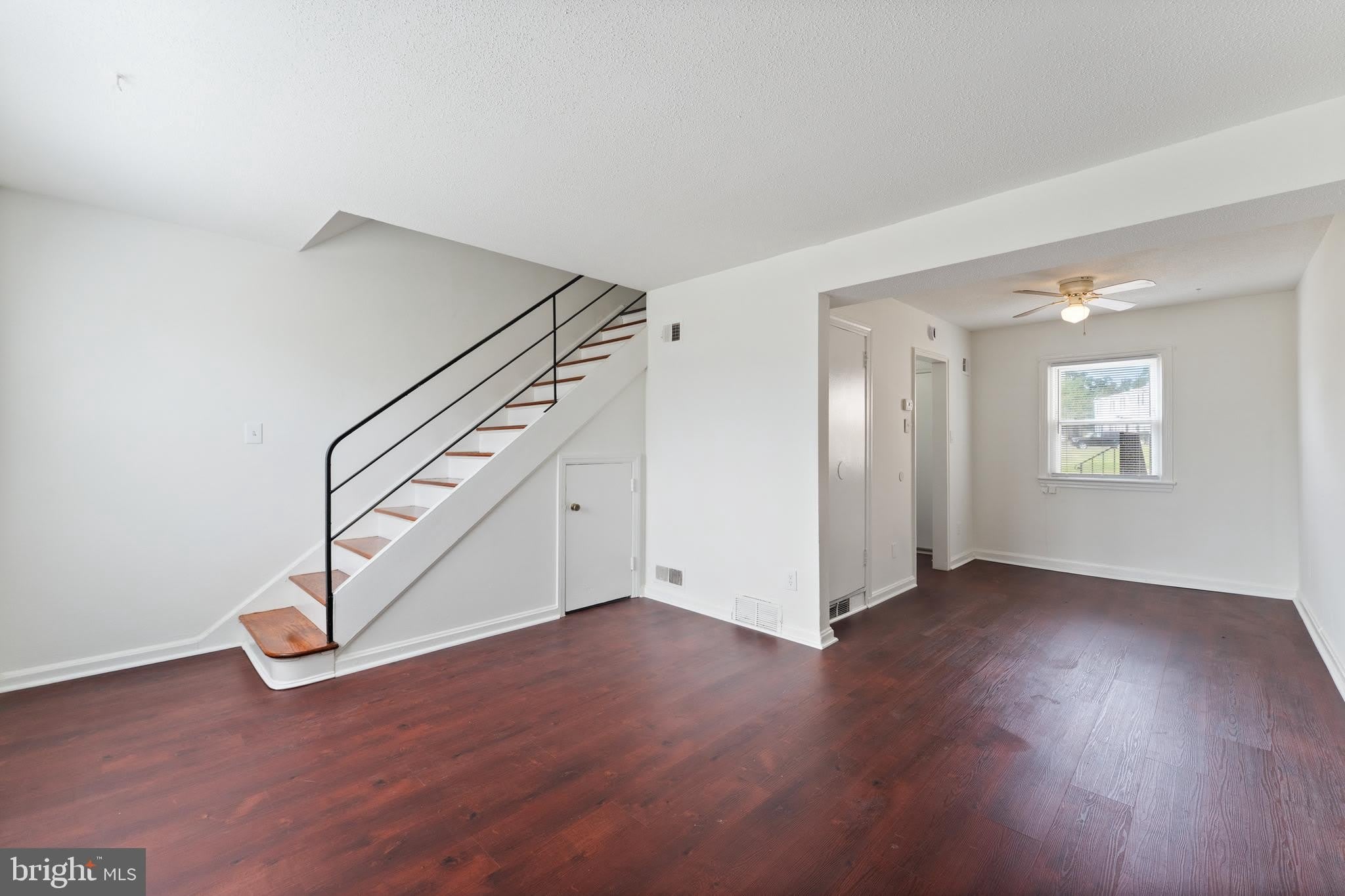 2510 IVERSON Street – photo 3