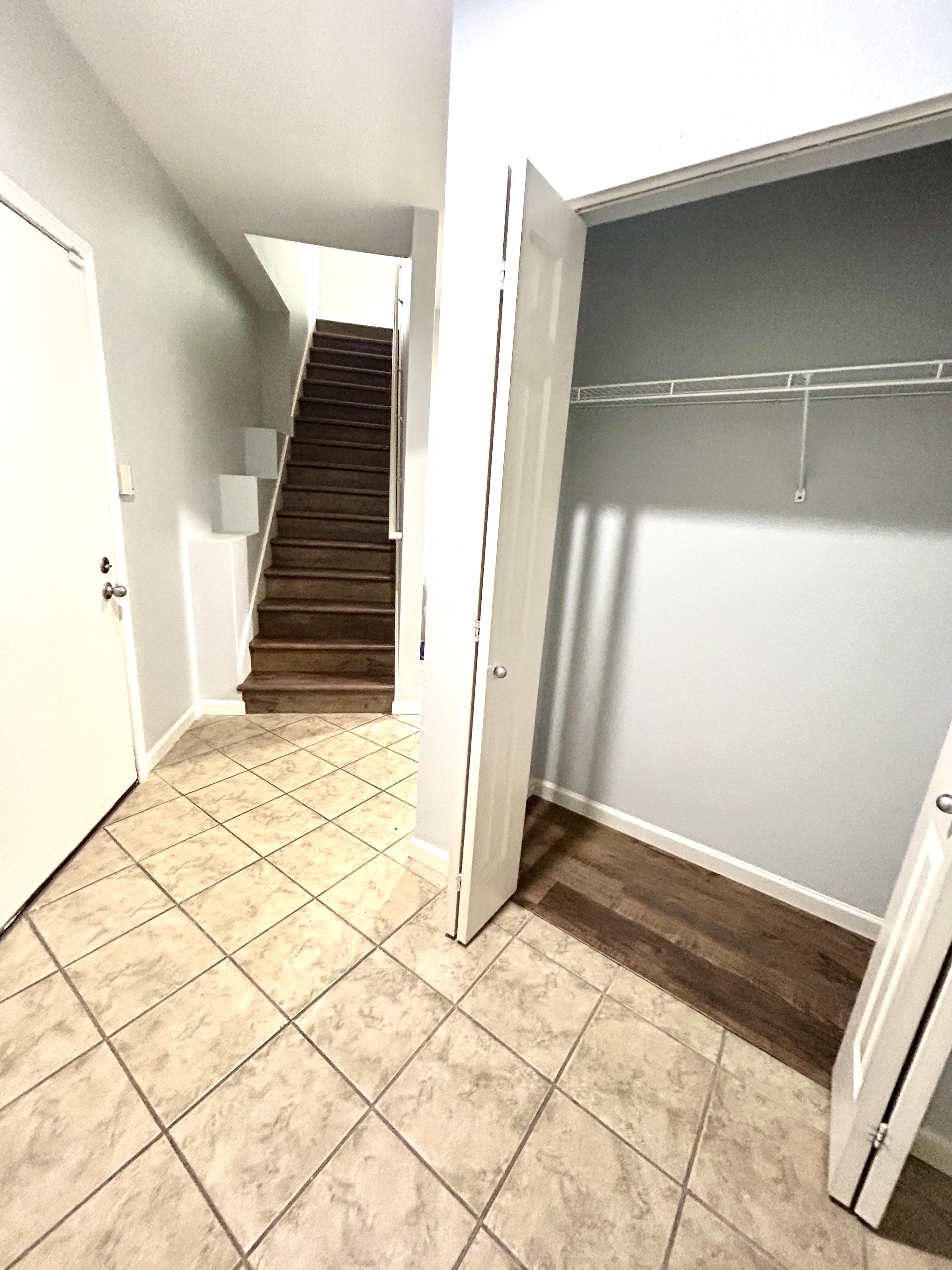 1810 Southeast Cutter Lane – photo 2