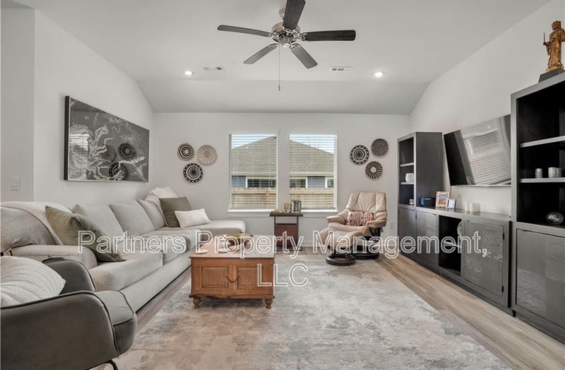4435 West Canyon Run Drive – photo 4