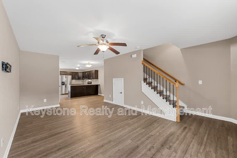 301 Landrum Place – photo 4