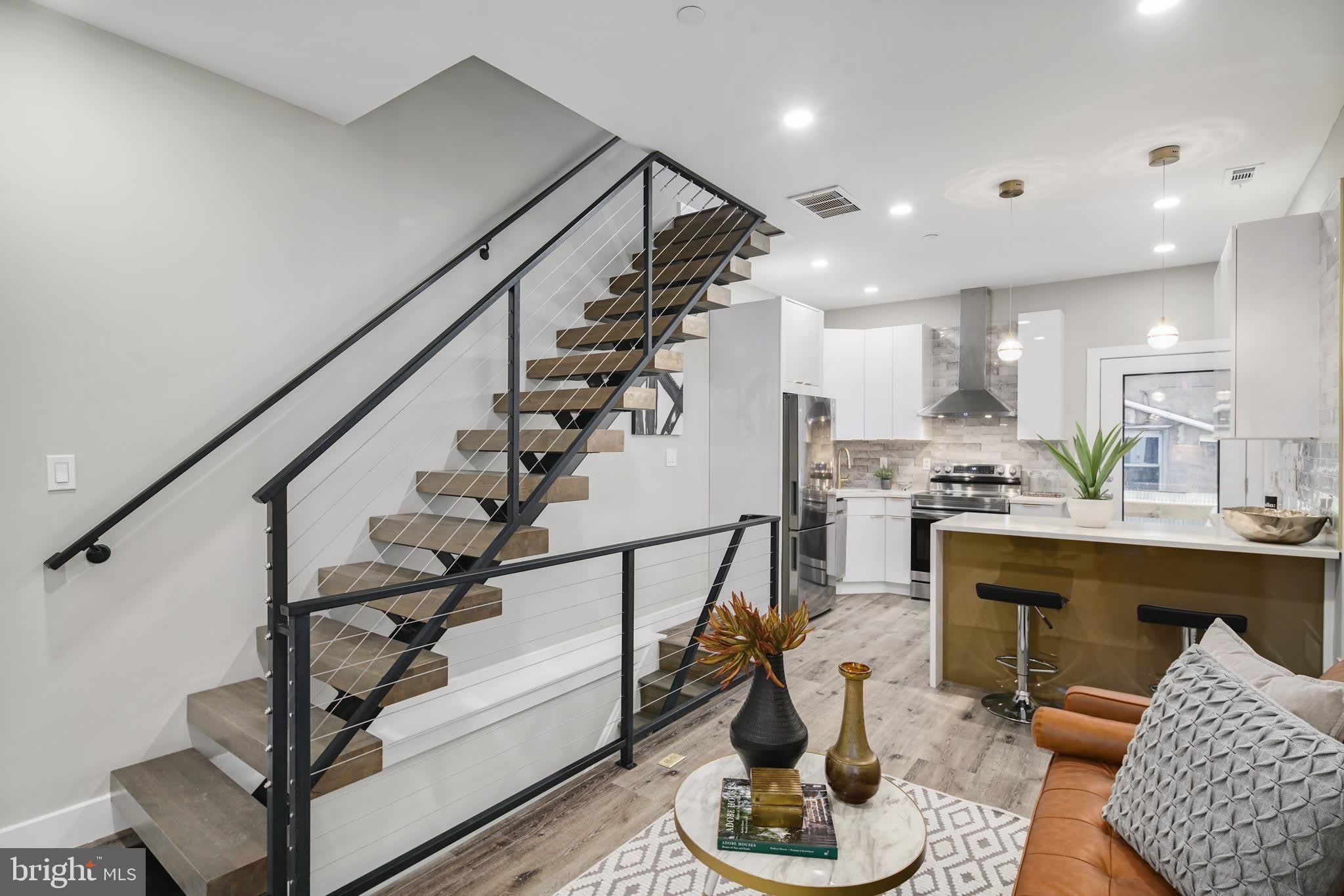 1006 S FAIRHILL Street – photo 3