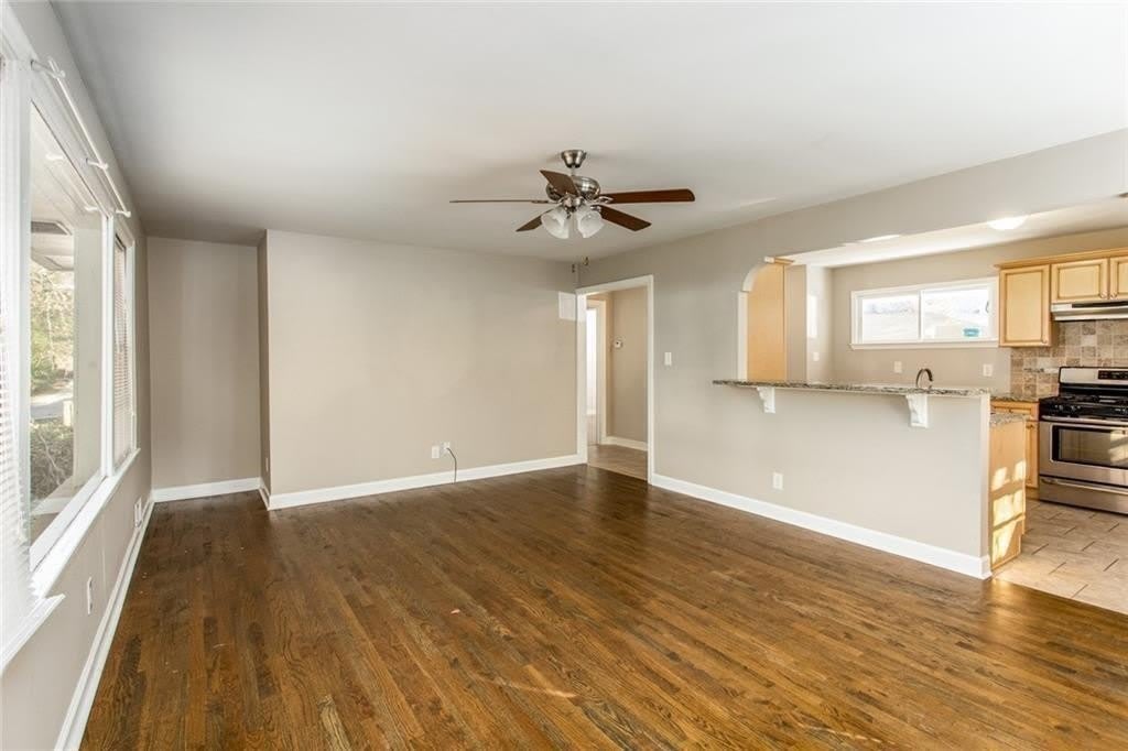 2720 Stonecreek Road Se – photo 4