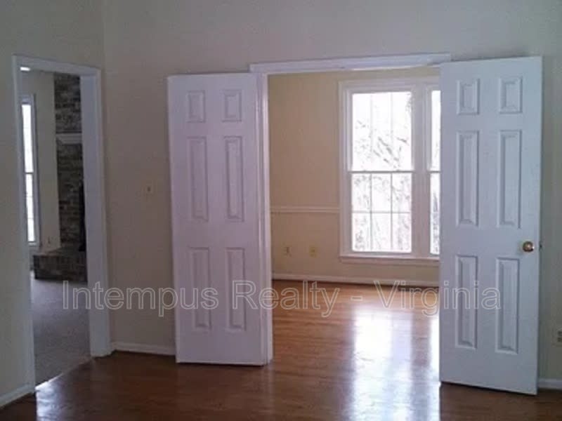 7140 Chesterfield Dr – photo 5