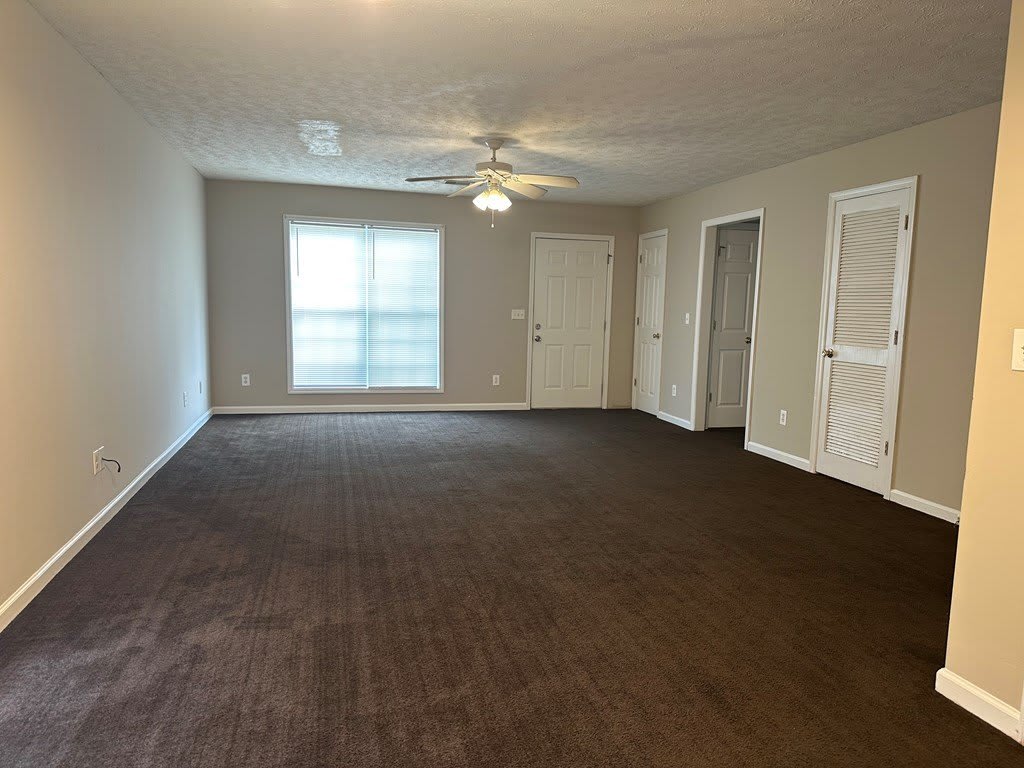 1501 Summer Place Drive – photo 4