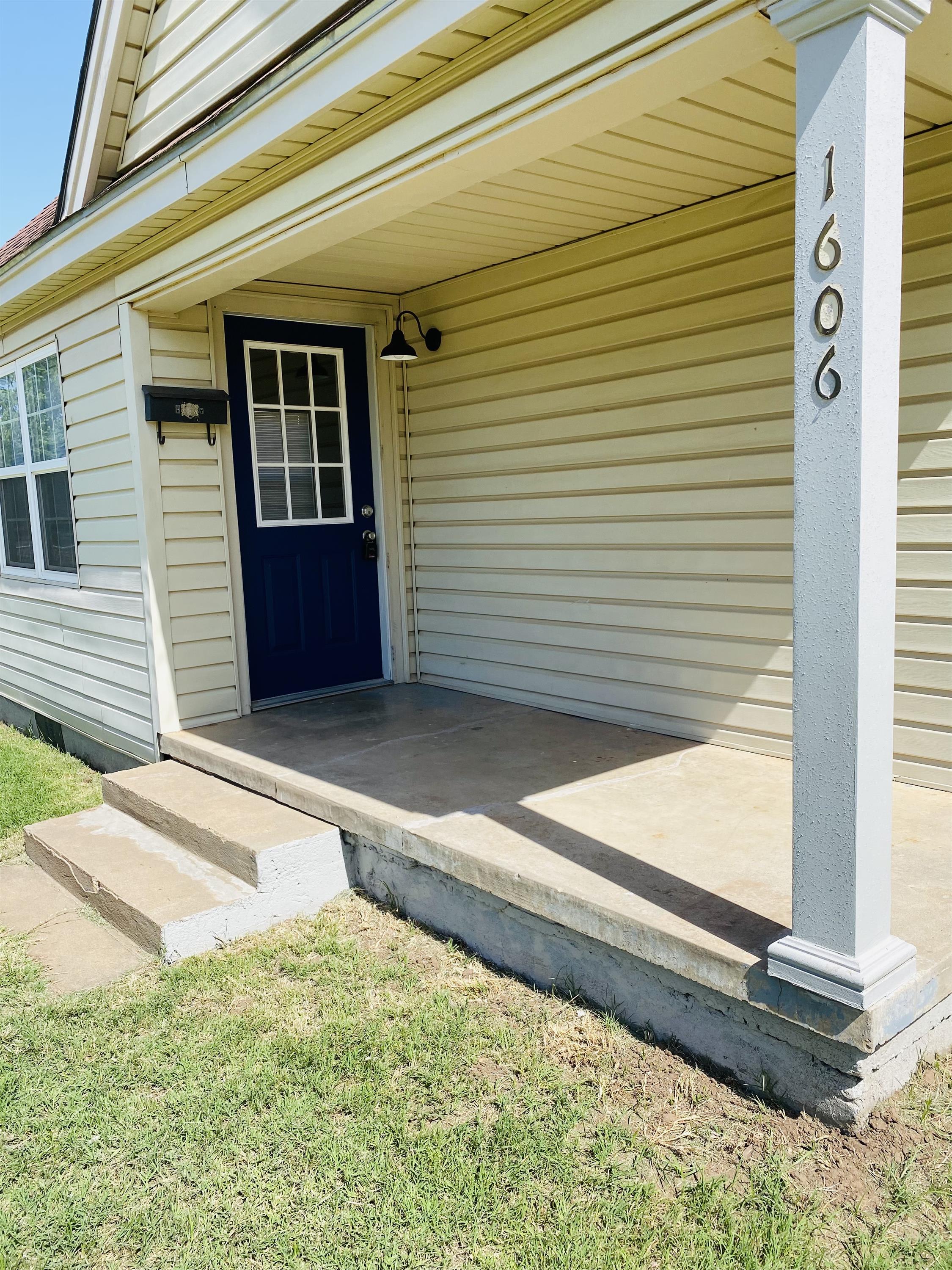 1606 East Cherokee Avenue – photo 3