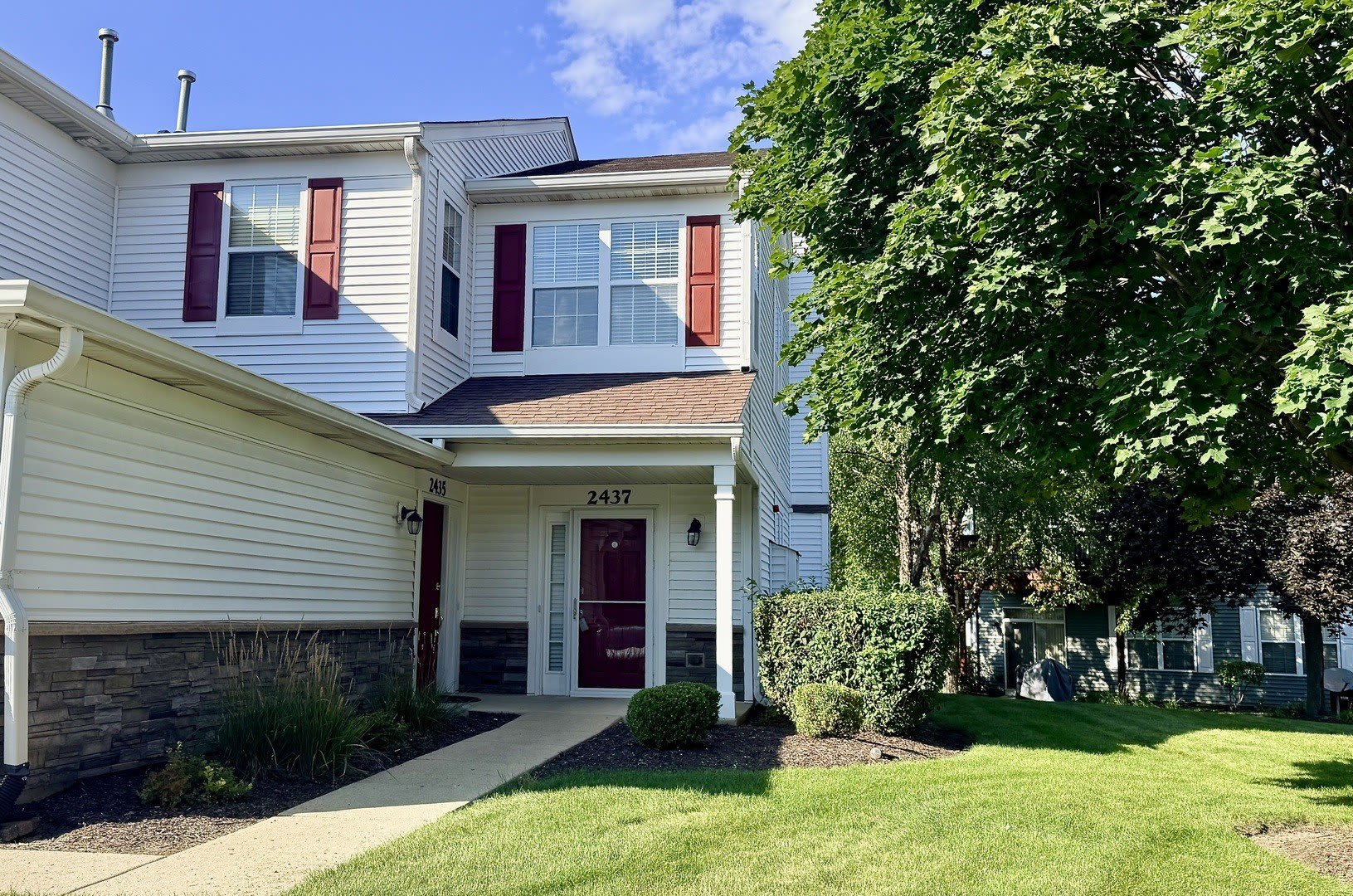2437 Oneida Lane – photo 1