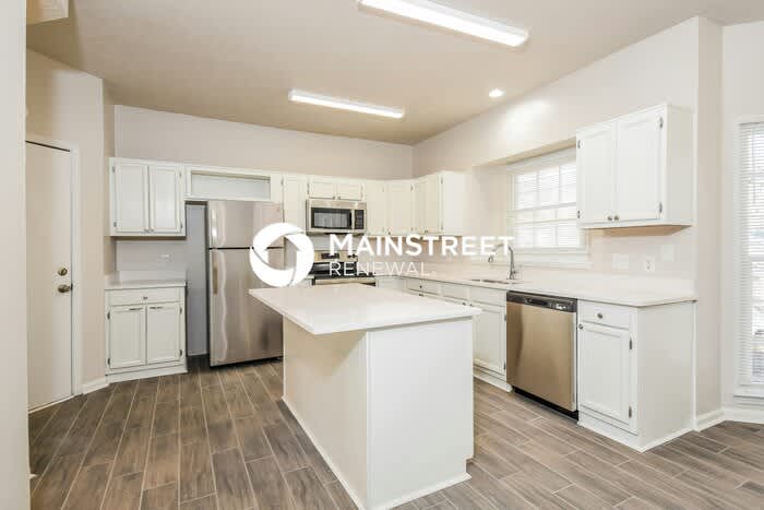 480 Washington Drive – photo 5