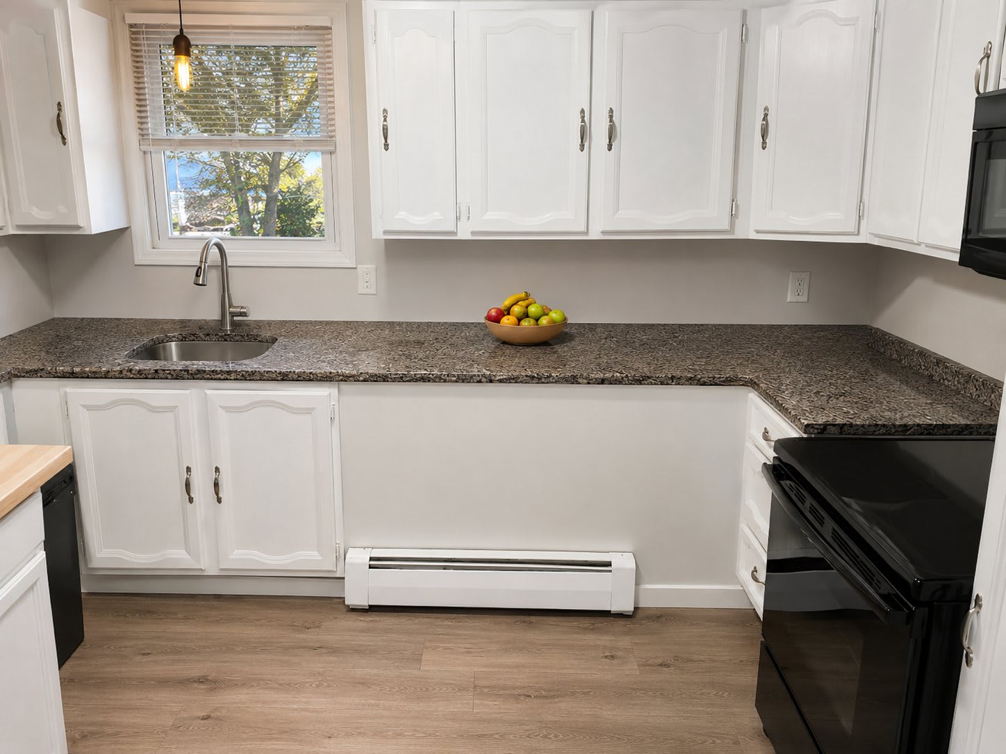 9 Baker St – photo 1
