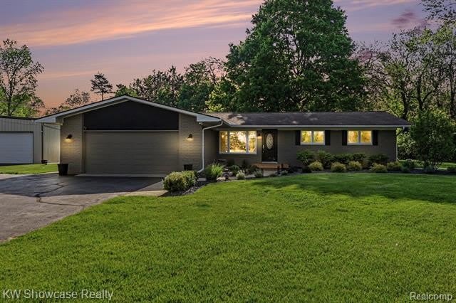 2572 Ridge Road – photo 2