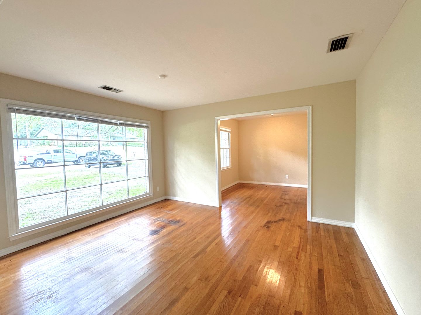 3 2 Near Mims Park – photo 2