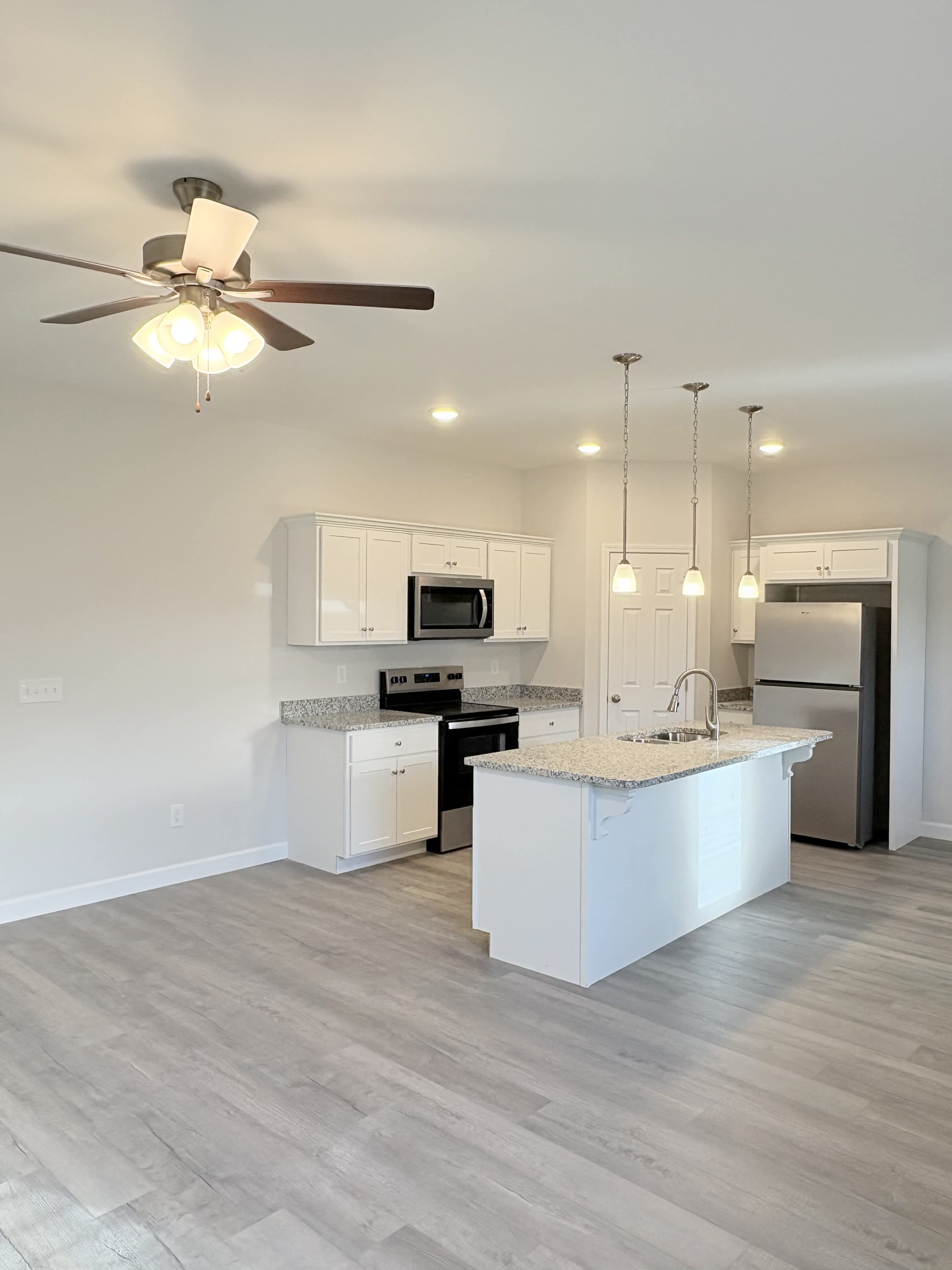 916 Rodeo Ln – photo 5