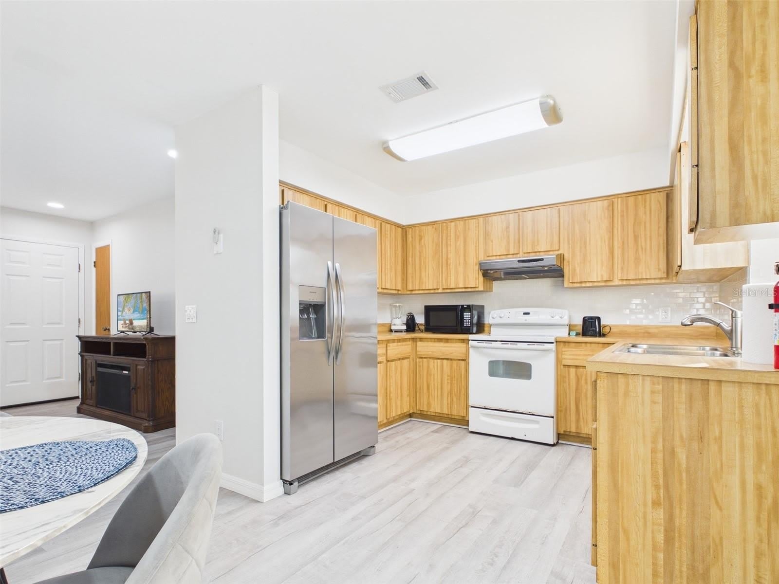 7686 SW 81ST Street – photo 3