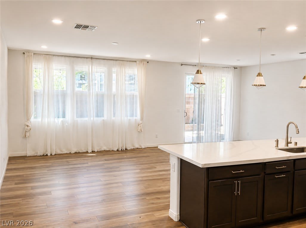 7049 Cottage Vista Avenue – photo 3