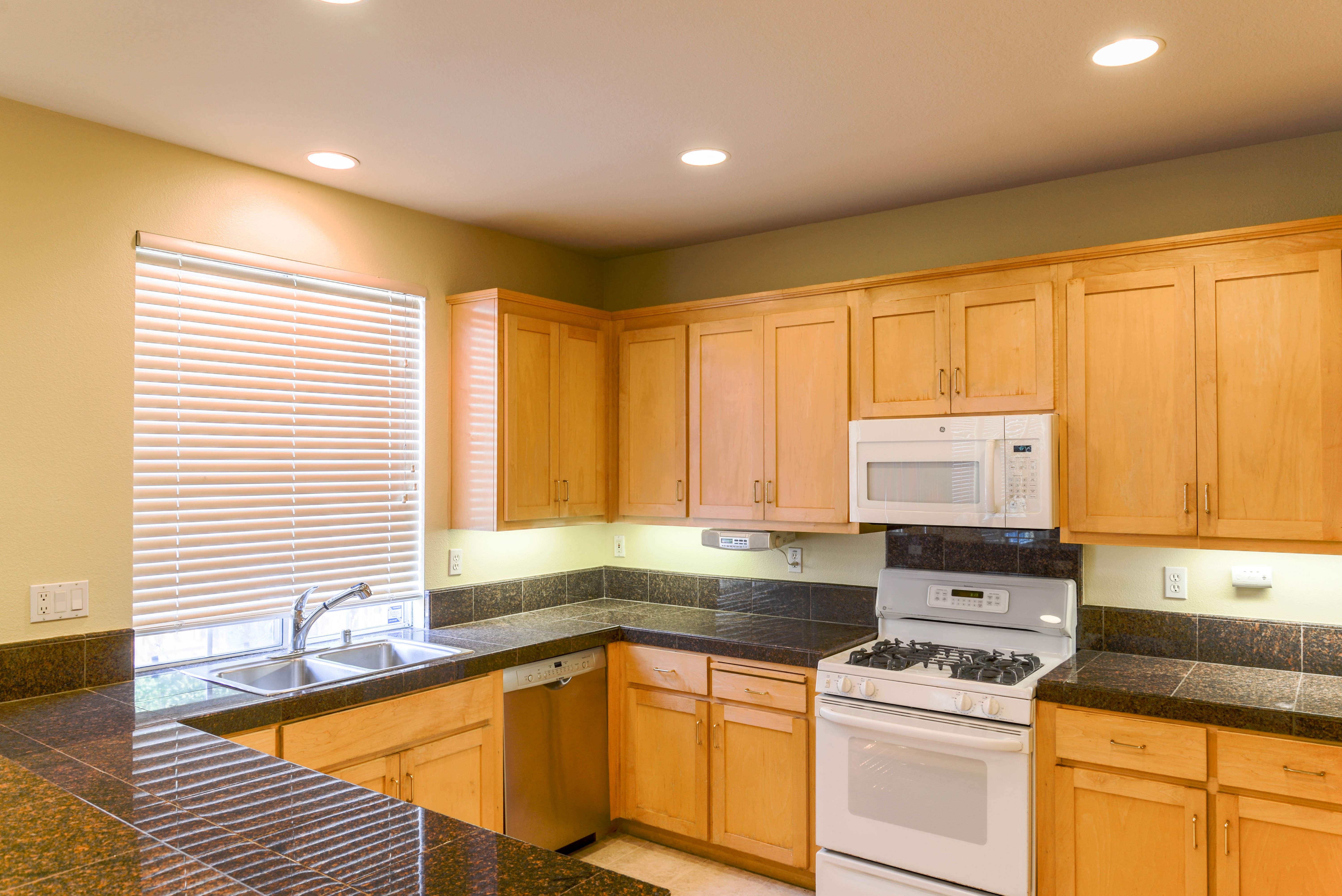 2945 Bolla Ct – photo 5