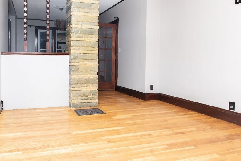 12 Payson Ave. – photo 3